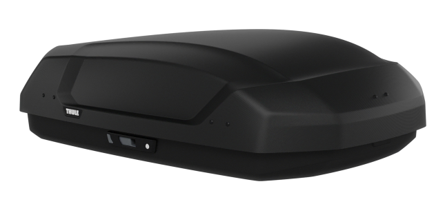 Thule Force 3 Small - diagonal view showing its aerodynamic shape